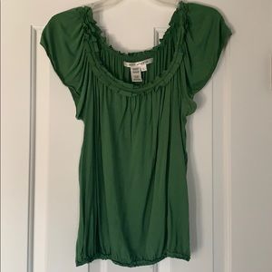 GUC green short sleeve top